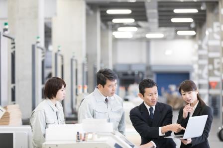 電気代のコスト削減に頭を悩ませる